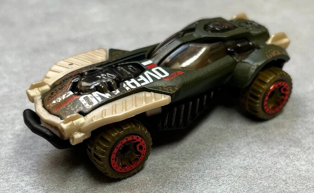 Hot Wheels Mystery Models Series Sealed Unopened Dune-A-Soar Brown #5 & Sticker